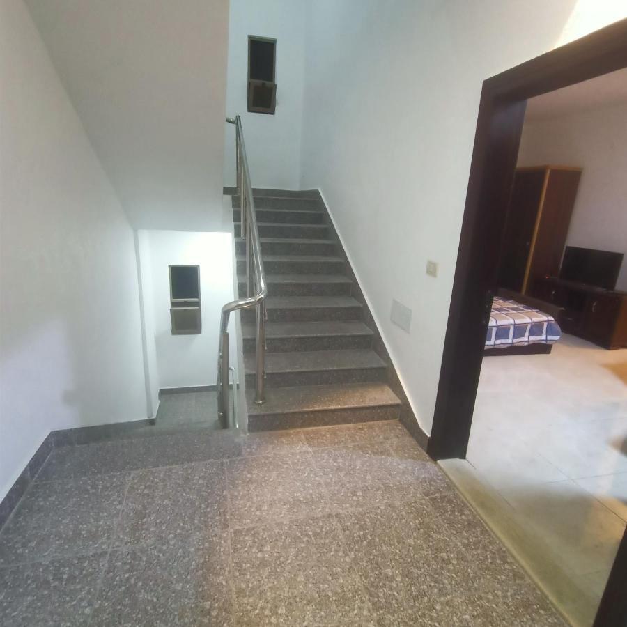 Red Rose City Apartment Wadi Musa Exterior photo